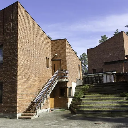 Town Hall Guestroom Гостевой дом Saynatsalo