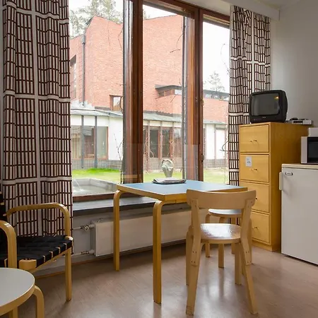 Town Hall Guestroom *